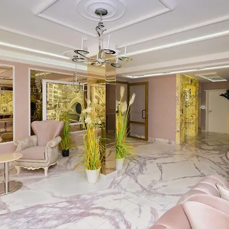 In Harmony Suites 9 Napospart