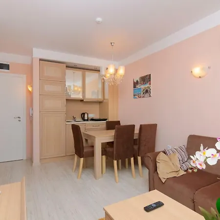 In Harmony Suites 9 Apartman *