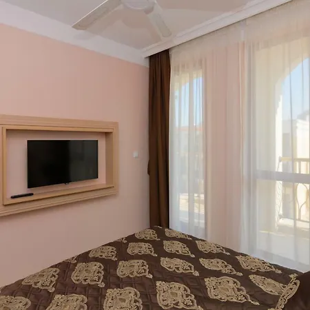 In Harmony Suites 9 *